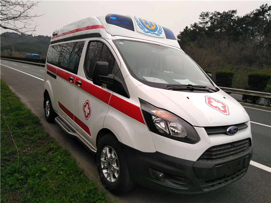 福特新全順V362救護(hù)車