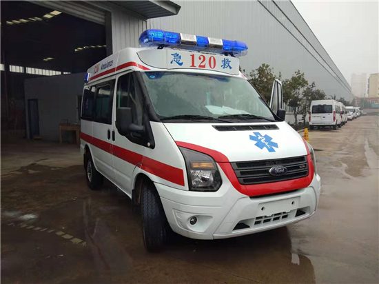 江鈴全順V348（短軸）中頂監(jiān)護(hù)型救護(hù)車