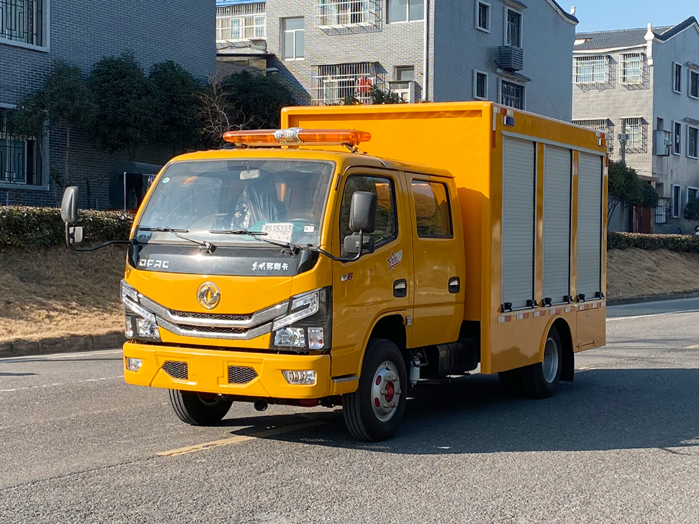 東風(fēng)多利卡雙排座工程救險車