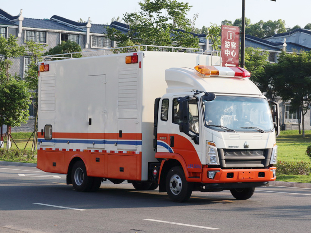 重汽豪沃電源車