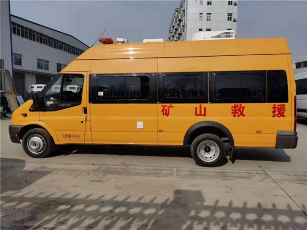 江鈴福特v348氣防車（加長(zhǎng)軸）