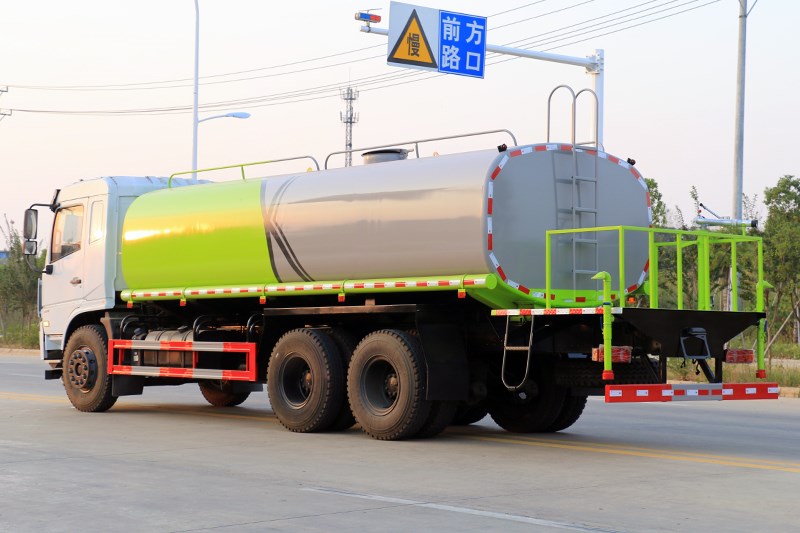 國(guó)六東風(fēng)D3L后八輪 20噸 灑水車