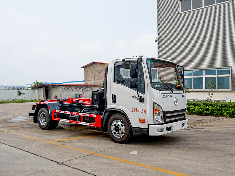 藍牌大運5方勾臂垃圾車